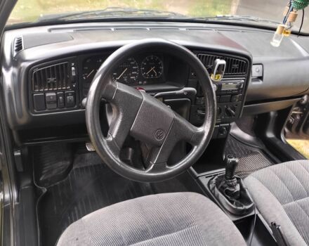 Фольксваген Пассат Вариант 1992 в Ровно на Automoto.ua Черный Фольксваген Пассат Вариант, объемом двигателя 1.8 л и пробегом 241 тыс. км за 2258 $, фото 4 на Automoto.ua