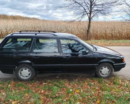 Фольксваген Пассат Вариант 1992 в Ровно на Automoto.ua Черный Фольксваген Пассат Вариант, объемом двигателя 1.8 л и пробегом 241 тыс. км за 2258 $, фото 2 на Automoto.ua