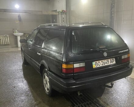 Черный Фольксваген Пассат Вариант, объемом двигателя 2 л и пробегом 328 тыс. км за 1799 $, фото 3 на Automoto.ua