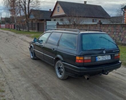 Черный Фольксваген Пассат Вариант, объемом двигателя 2 л и пробегом 89 тыс. км за 1699 $, фото 3 на Automoto.ua