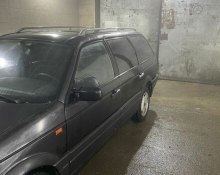 Черный Фольксваген Пассат Вариант, объемом двигателя 2 л и пробегом 328 тыс. км за 1799 $, фото 2 на Automoto.ua