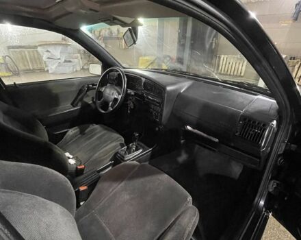 Черный Фольксваген Пассат Вариант, объемом двигателя 2 л и пробегом 328 тыс. км за 1799 $, фото 5 на Automoto.ua