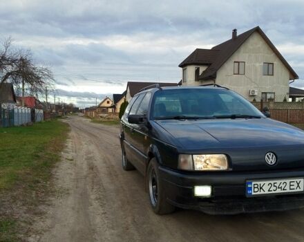 Черный Фольксваген Пассат Вариант, объемом двигателя 2 л и пробегом 89 тыс. км за 1699 $, фото 4 на Automoto.ua