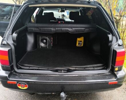 Чорний Фольксваген Пассат Варіант, об'ємом двигуна 2 л та пробігом 300 тис. км за 2800 $, фото 6 на Automoto.ua