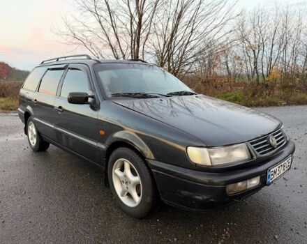 Фольксваген Пассат Вариант 1994 в Ахтырке на Automoto.ua Черный Фольксваген Пассат Вариант, объемом двигателя 1.8 л и пробегом 275 тыс. км за 2450 $, фото 1 на Automoto.ua