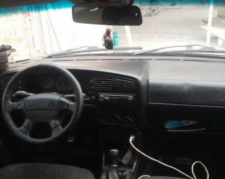 Чорний Фольксваген Пассат Варіант, об'ємом двигуна 2 л та пробігом 400 тис. км за 1100 $, фото 1 на Automoto.ua