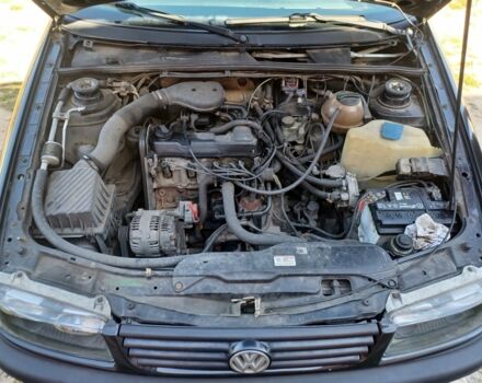 Чорний Фольксваген Пассат Варіант, об'ємом двигуна 1.8 л та пробігом 300 тис. км за 2950 $, фото 4 на Automoto.ua