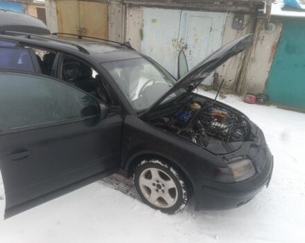 Черный Фольксваген Пассат Вариант, объемом двигателя 2.8 л и пробегом 430 тыс. км за 2100 $, фото 2 на Automoto.ua