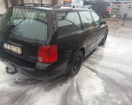 Черный Фольксваген Пассат Вариант, объемом двигателя 0 л и пробегом 400 тыс. км за 1800 $, фото 3 на Automoto.ua