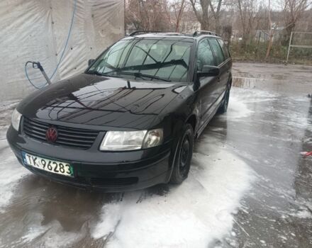 Черный Фольксваген Пассат Вариант, объемом двигателя 0 л и пробегом 400 тыс. км за 1800 $, фото 1 на Automoto.ua