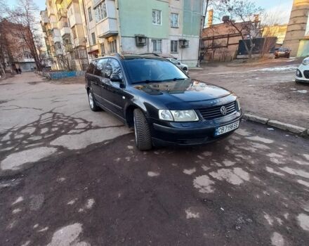 Черный Фольксваген Пассат Вариант, объемом двигателя 1.8 л и пробегом 300 тыс. км за 3300 $, фото 21 на Automoto.ua