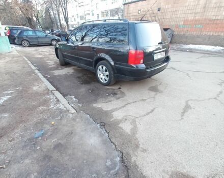 Черный Фольксваген Пассат Вариант, объемом двигателя 1.8 л и пробегом 300 тыс. км за 3300 $, фото 15 на Automoto.ua