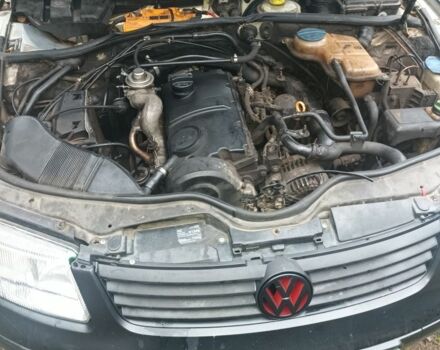 Черный Фольксваген Пассат Вариант, объемом двигателя 0 л и пробегом 400 тыс. км за 1800 $, фото 4 на Automoto.ua