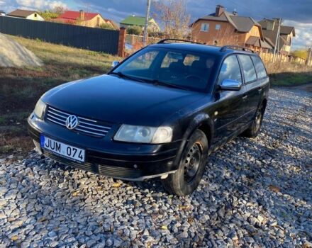 Чорний Фольксваген Пассат Варіант, об'ємом двигуна 0 л та пробігом 300 тис. км за 1600 $, фото 1 на Automoto.ua