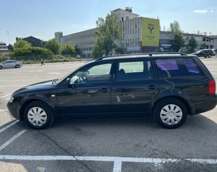 Черный Фольксваген Пассат Вариант, объемом двигателя 1.6 л и пробегом 330 тыс. км за 3600 $, фото 2 на Automoto.ua