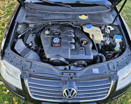 Фольксваген Пассат Варіант 2001 у Житомирі на Automoto.ua Чорний Фольксваген Пассат Варіант, об'ємом двигуна 1.9 л та пробігом 327 тис. км за 2050 $, фото 19 на Automoto.ua