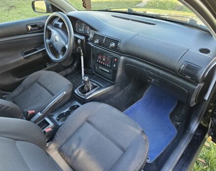 Фольксваген Пассат Варіант 2001 у Житомирі на Automoto.ua Чорний Фольксваген Пассат Варіант, об'ємом двигуна 1.9 л та пробігом 327 тис. км за 2050 $, фото 9 на Automoto.ua