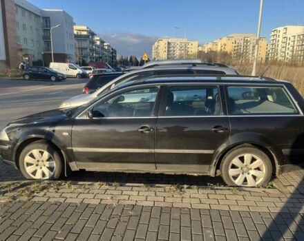 Черный Фольксваген Пассат Вариант, объемом двигателя 1.9 л и пробегом 350 тыс. км за 1900 $, фото 1 на Automoto.ua