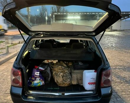 Черный Фольксваген Пассат Вариант, объемом двигателя 1.9 л и пробегом 250 тыс. км за 2700 $, фото 6 на Automoto.ua