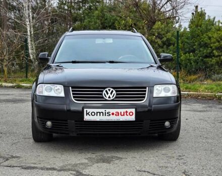Черный Фольксваген Пассат Вариант, объемом двигателя 1.8 л и пробегом 252 тыс. км за 4399 $, фото 1 на Automoto.ua