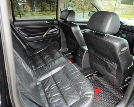 Черный Фольксваген Пассат Вариант, объемом двигателя 1.8 л и пробегом 252 тыс. км за 4399 $, фото 8 на Automoto.ua