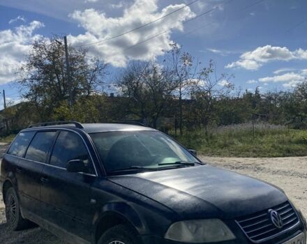 Черный Фольксваген Пассат Вариант, объемом двигателя 1.9 л и пробегом 300 тыс. км за 1999 $, фото 1 на Automoto.ua