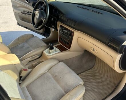 Фольксваген Пассат Варіант 2003 у Самборе на Automoto.ua Чорний Фольксваген Пассат Варіант, об'ємом двигуна 1.9 л та пробігом 291 тис. км за 4799 $, фото 4 на Automoto.ua