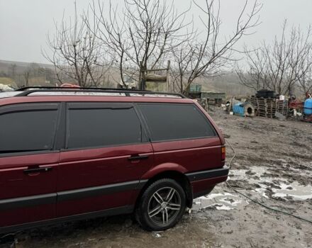 Черный Фольксваген Пассат Вариант, объемом двигателя 1.6 л и пробегом 300 тыс. км за 1800 $, фото 4 на Automoto.ua