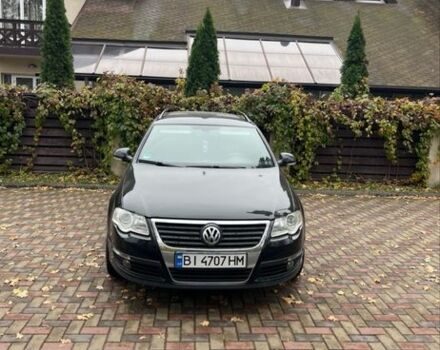 Черный Фольксваген Пассат Вариант, объемом двигателя 2 л и пробегом 300 тыс. км за 136 $, фото 1 на Automoto.ua