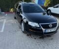 Черный Фольксваген Пассат Вариант, объемом двигателя 1.6 л и пробегом 240 тыс. км за 5350 $, фото 1 на Automoto.ua