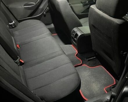 Черный Фольксваген Пассат Вариант, объемом двигателя 2 л и пробегом 300 тыс. км за 136 $, фото 6 на Automoto.ua