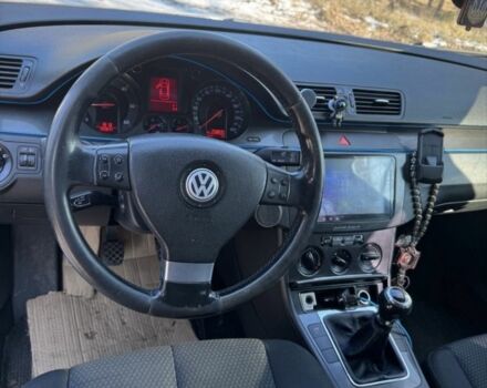 Чорний Фольксваген Пассат Варіант, об'ємом двигуна 2 л та пробігом 280 тис. км за 3000 $, фото 5 на Automoto.ua