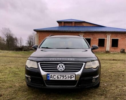 Черный Фольксваген Пассат Вариант, объемом двигателя 1.9 л и пробегом 300 тыс. км за 5100 $, фото 2 на Automoto.ua