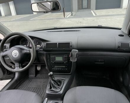 Черный Фольксваген Пассат Вариант, объемом двигателя 2 л и пробегом 274 тыс. км за 4499 $, фото 18 на Automoto.ua