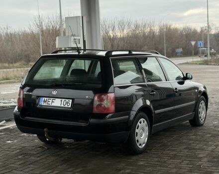 Черный Фольксваген Пассат Вариант, объемом двигателя 1.9 л и пробегом 280 тыс. км за 2750 $, фото 3 на Automoto.ua