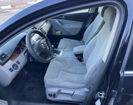 Черный Фольксваген Пассат Вариант, объемом двигателя 1.6 л и пробегом 220 тыс. км за 5700 $, фото 6 на Automoto.ua