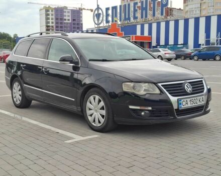Черный Фольксваген Пассат Вариант, объемом двигателя 2 л и пробегом 470 тыс. км за 5600 $, фото 4 на Automoto.ua
