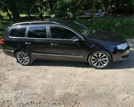 Черный Фольксваген Пассат Вариант, объемом двигателя 2 л и пробегом 274 тыс. км за 5700 $, фото 3 на Automoto.ua