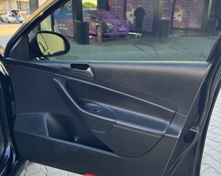 Черный Фольксваген Пассат Вариант, объемом двигателя 2 л и пробегом 335 тыс. км за 6200 $, фото 8 на Automoto.ua