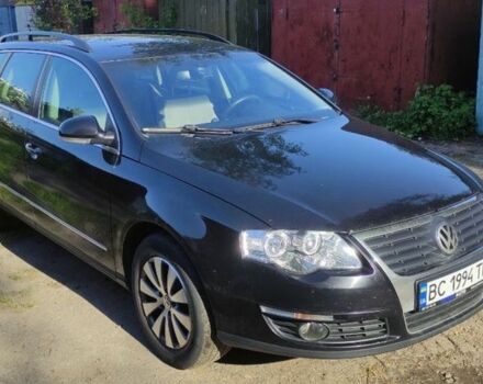 Черный Фольксваген Пассат Вариант, объемом двигателя 2 л и пробегом 266 тыс. км за 5100 $, фото 1 на Automoto.ua