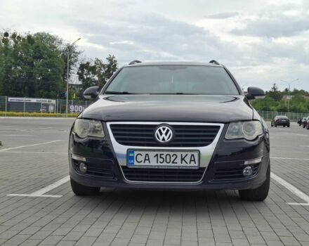 Черный Фольксваген Пассат Вариант, объемом двигателя 2 л и пробегом 470 тыс. км за 5600 $, фото 1 на Automoto.ua