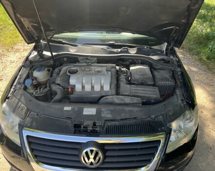 Черный Фольксваген Пассат Вариант, объемом двигателя 2 л и пробегом 274 тыс. км за 5700 $, фото 19 на Automoto.ua