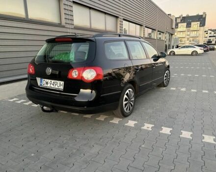 Черный Фольксваген Пассат Вариант, объемом двигателя 1.9 л и пробегом 228 тыс. км за 1736 $, фото 4 на Automoto.ua