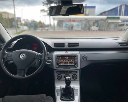 Фольксваген Пассат Вариант 2006 в Киеве на Automoto.ua Черный Фольксваген Пассат Вариант, объемом двигателя 1.9 л и пробегом 288 тыс. км за 6000 $, фото 7 на Automoto.ua