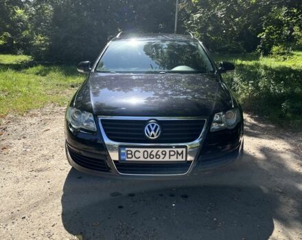 Черный Фольксваген Пассат Вариант, объемом двигателя 2 л и пробегом 274 тыс. км за 5700 $, фото 1 на Automoto.ua