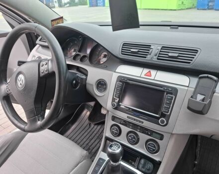 Черный Фольксваген Пассат Вариант, объемом двигателя 2 л и пробегом 470 тыс. км за 5600 $, фото 19 на Automoto.ua