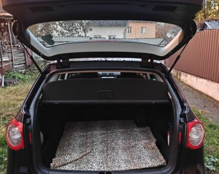 Черный Фольксваген Пассат Вариант, объемом двигателя 2 л и пробегом 225 тыс. км за 6000 $, фото 5 на Automoto.ua