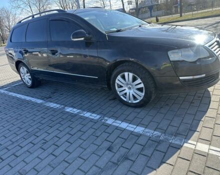 Черный Фольксваген Пассат Вариант, объемом двигателя 2 л и пробегом 430 тыс. км за 3550 $, фото 1 на Automoto.ua