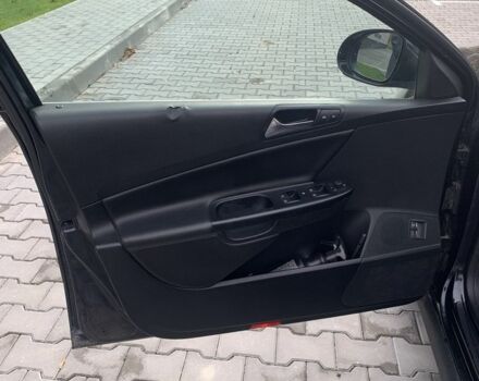 Фольксваген Пассат Вариант 2006 в Горохов на Automoto.ua Черный Фольксваген Пассат Вариант, объемом двигателя 2 л и пробегом 274 тыс. км за 6500 $, фото 9 на Automoto.ua