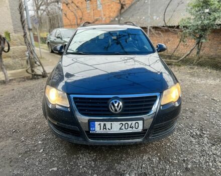 Черный Фольксваген Пассат Вариант, объемом двигателя 1.9 л и пробегом 400 тыс. км за 2150 $, фото 1 на Automoto.ua